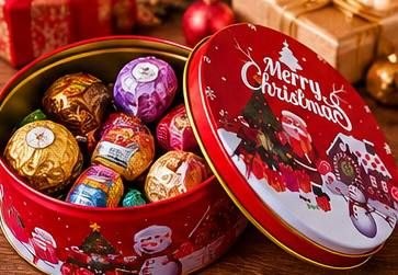 علبة هدايا معدنية دائرية بطبعة الكريسماس حجم صغير